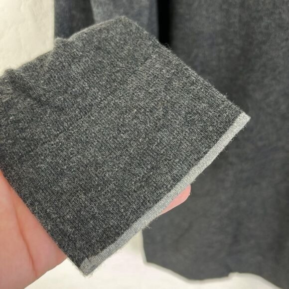 BOSS Hugo Boss Cashmere V Neck Sweater Pocket - Picture 3 of 8